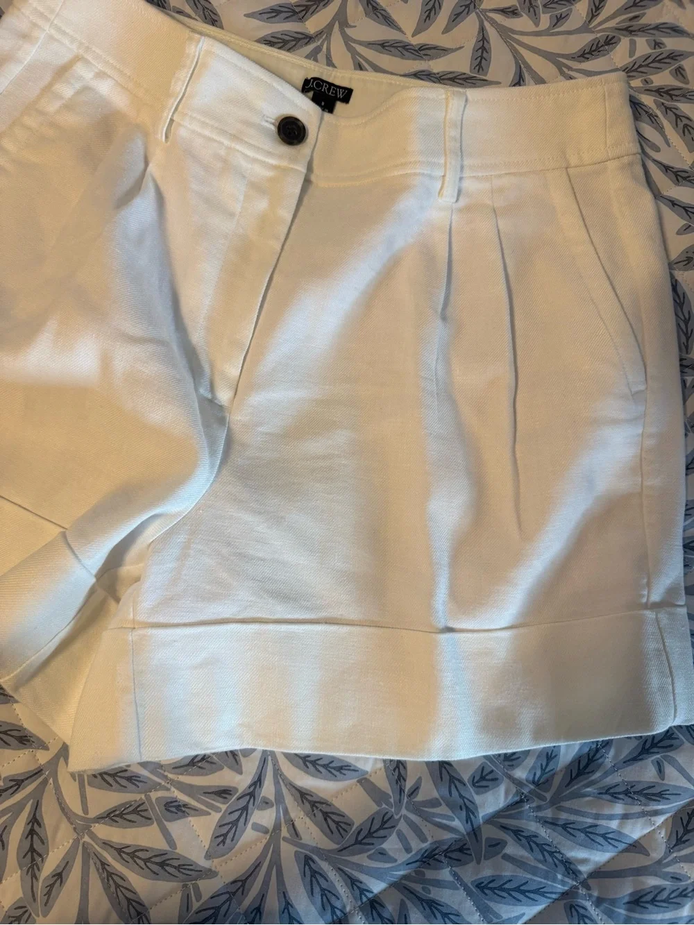 J. Crew Women's White Shorts❗️